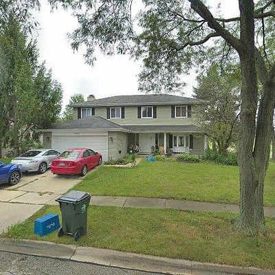 2061 Wheeler St, Woodridge, IL 60517