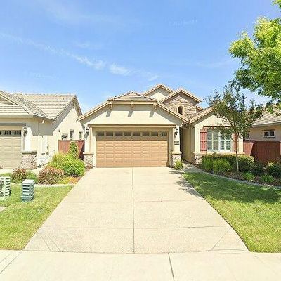 2064 Arlington Dr, Roseville, CA 95747