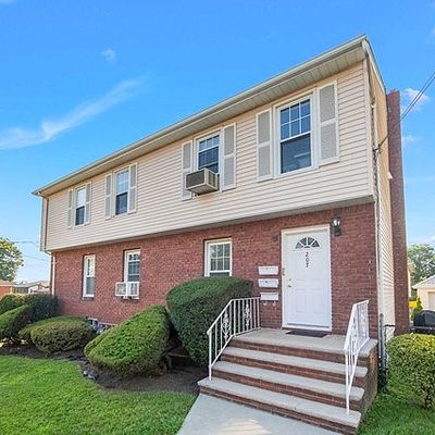 207 8 Th St, Palisades Park, NJ 07650