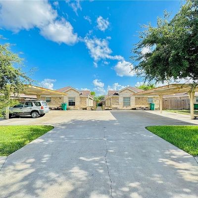 207 W Albatross Ave, Pharr, TX 78577