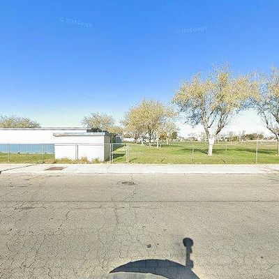 2072 W Avenue J6, Lancaster, CA 93536