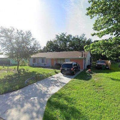 2079 Se New York St, Port Saint Lucie, FL 34952