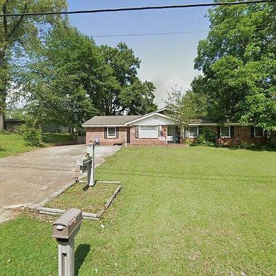 208 Lamar Ave, Hattiesburg, MS 39402