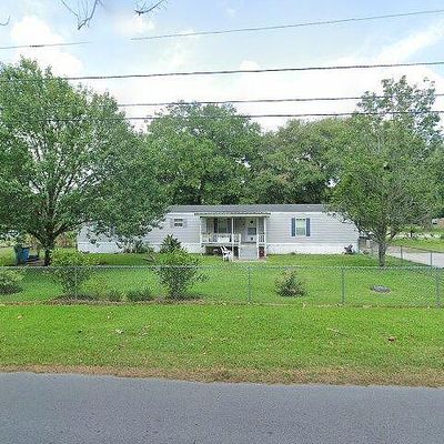 208 Senette Street, Centerville, LA 70522