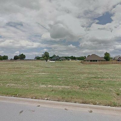 208 Sussex Ave, Lowell, AR 72745