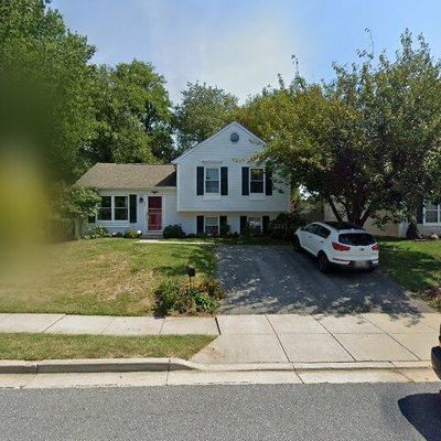 208 Thames Dr, Frederick, MD 21702