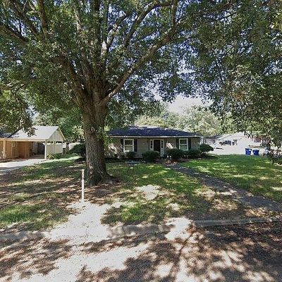 209 Linden Dr, Indianola, MS 38751