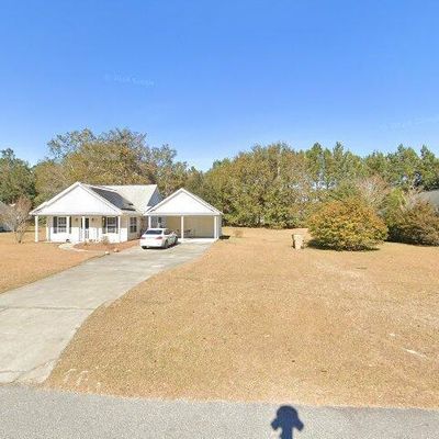 209 Lindsey Dr, Richmond Hill, GA 31324