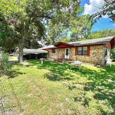 209 W South St, Lindale, TX 75771