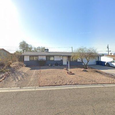 2090 Commander Dr, Lake Havasu City, AZ 86403