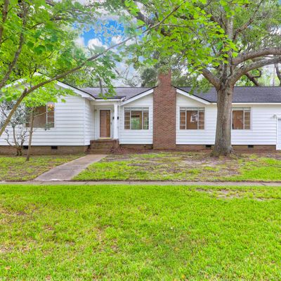 21 Moore Dr, Charleston, SC 29407