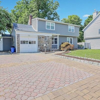 21 Seneca Ave, Emerson, NJ 07630