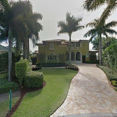 210 Cuddy Ct, Naples, FL 34103