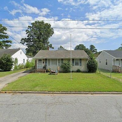 210 Meekins St, Elizabeth City, NC 27909