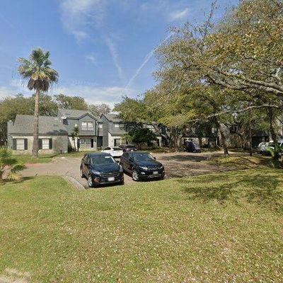 210 Oak Bay St #603, Rockport, TX 78382