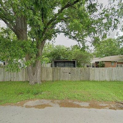 210 Rusk St, Rice, TX 75155