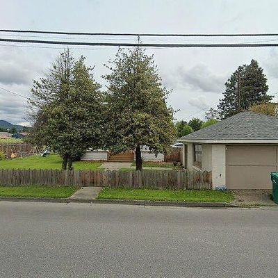 210 W Blackburn Rd, Mount Vernon, WA 98273