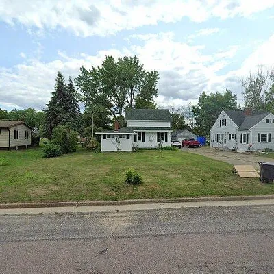 210 W Hawthorn St, Strum, WI 54770