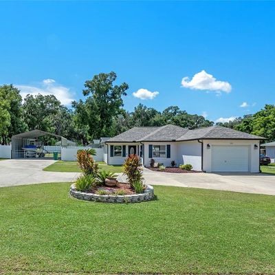 210 Willard Ave, Fruitland Park, FL 34731