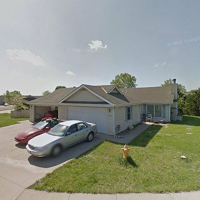 2100 Pikes Peek Pl, Lawrence, KS 66044