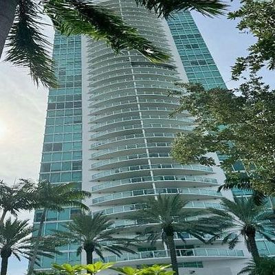 2101 Brickell Ave 2111, Miami, FL 33129