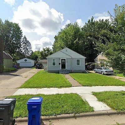 2102 4 Th St E, Saint Paul, MN 55119