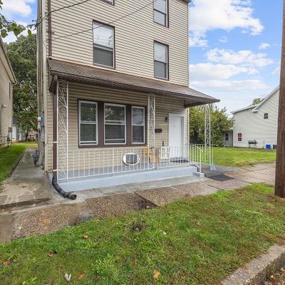 211 Broad St, Beverly, NJ 08010