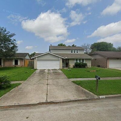 211 Brookdale Dr, League City, TX 77573