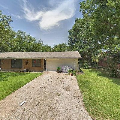 211 Joe White St, Rockwall, TX 75087