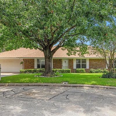 2113 Beazley St, Brenham, TX 77833