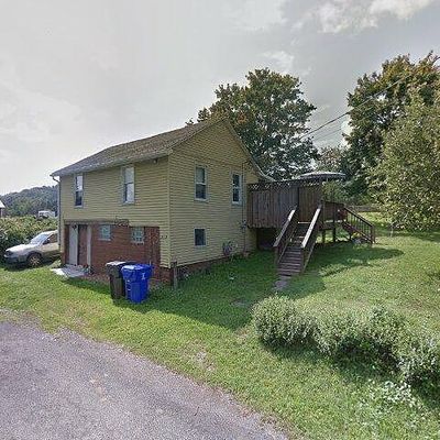 212 Boggs Ave, Mars, PA 16046