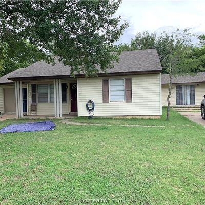 212 Inlow Blvd, Bryan, TX 77801