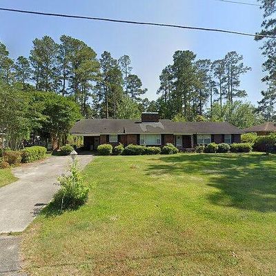 212 Lewis St, Mullins, SC 29574