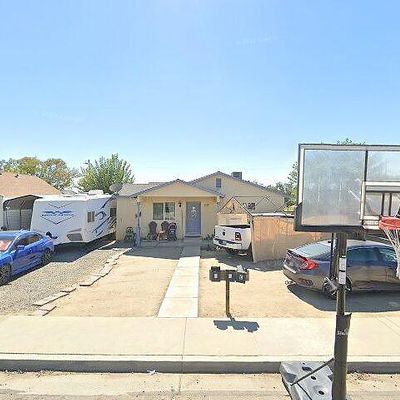 212 W Merced St, Avenal, CA 93204