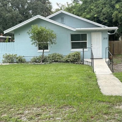 212 W Central Ave, Howey In The Hills, FL 34737