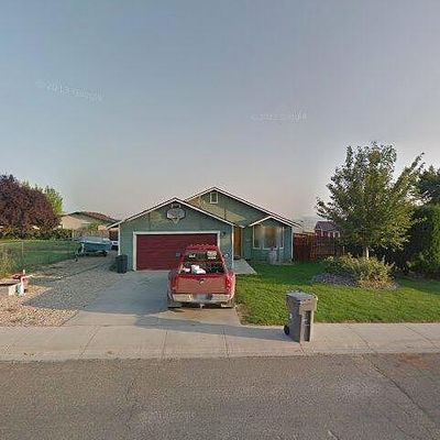 21270 Whittier Dr, Greenleaf, ID 83626