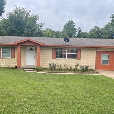 213 Sanders Ave, Springdale, AR 72764