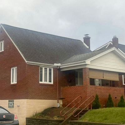 213 Scene Ridge Rd, Mckeesport, PA 15133