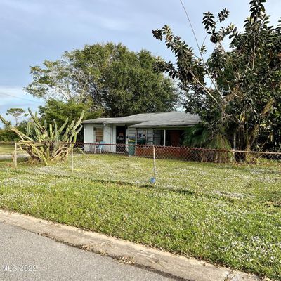 2137 Canterbury Ln, Melbourne, FL 32935