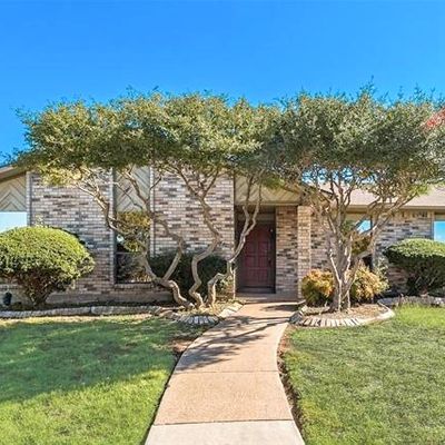 2138 Meadfoot Rd, Carrollton, TX 75007