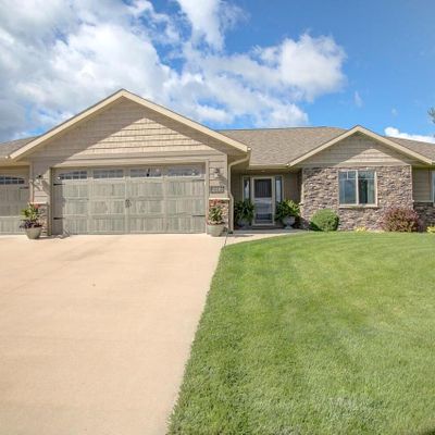 214 Howard Dr, Holmen, WI 54636