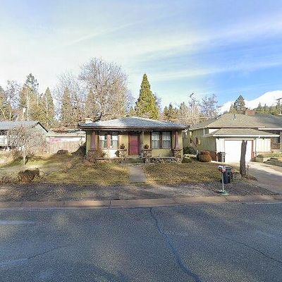 214 Old Mccloud Rd, Mount Shasta, CA 96067