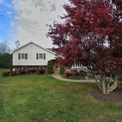 214 Shelby Dr, Greensburg, PA 15601