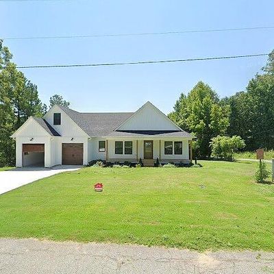 215 E Lake Dr, Laurens, SC 29360