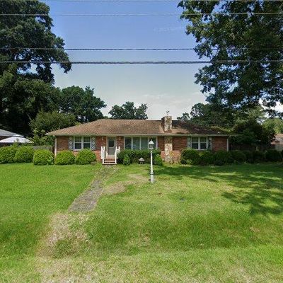 215 Leonard Rd, Portsmouth, VA 23701