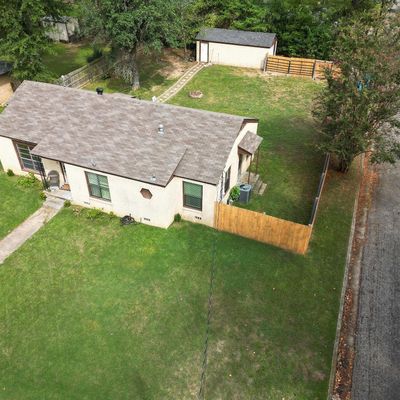 215 Yorke St, Mount Pleasant, TX 75455