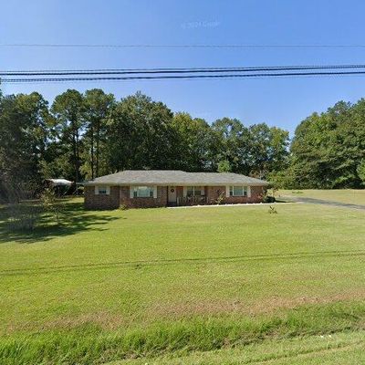 2156 Honeysuckle Rd, Dothan, AL 36301