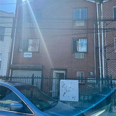 2159 Belmont Ave, Bronx, NY 10457