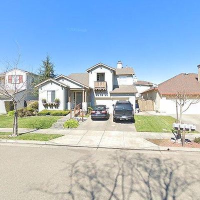 216 Decanter Cir, Windsor, CA 95492