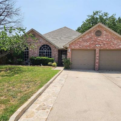 2165 Crockett Dr, Corinth, TX 76210